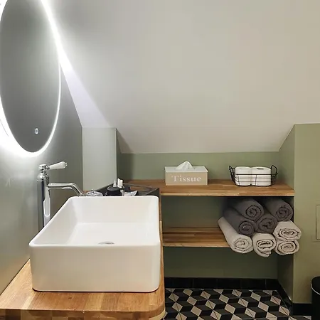 Apartment Maison Le La Boite En