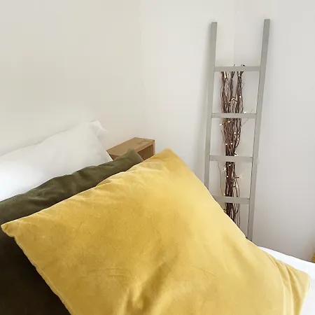 Maison Le La Boite En Chamant